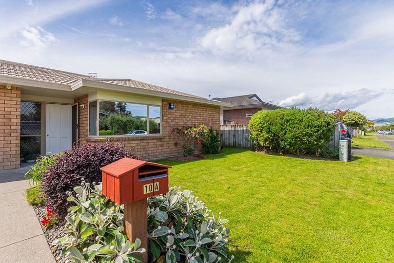 Photo of property in 10a Sunburst Court, Paraparaumu Beach, Paraparaumu, 5032
