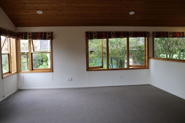 Photo of property in 149 Matipo Road, Te Atatu Peninsula, Auckland, 0610