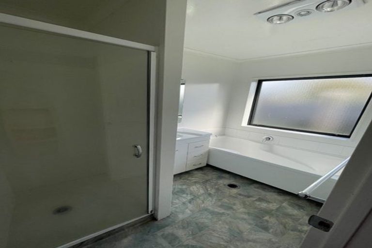 Photo of property in 6 Standish Street, Inglewood, 4330