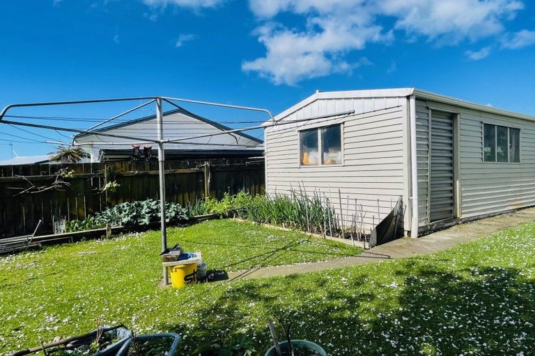 Photo of property in 9 Gray Avenue, Te Puke, 3119
