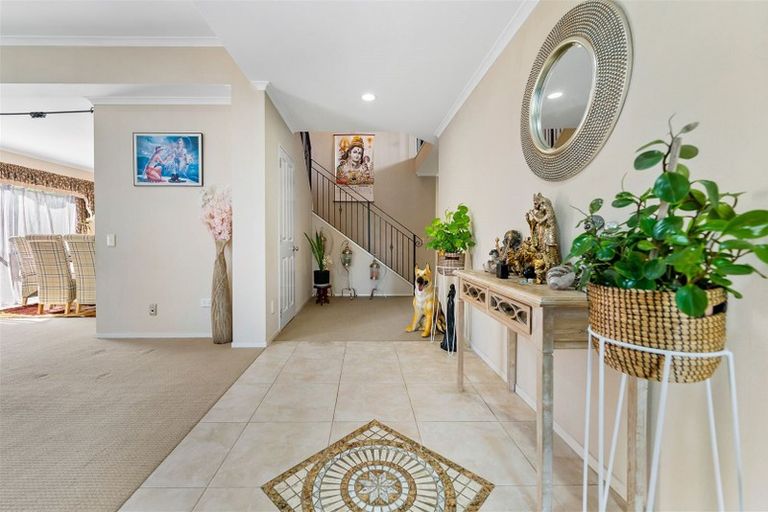 Photo of property in 98 Jeffs Road, Flat Bush, Auckland, 2016