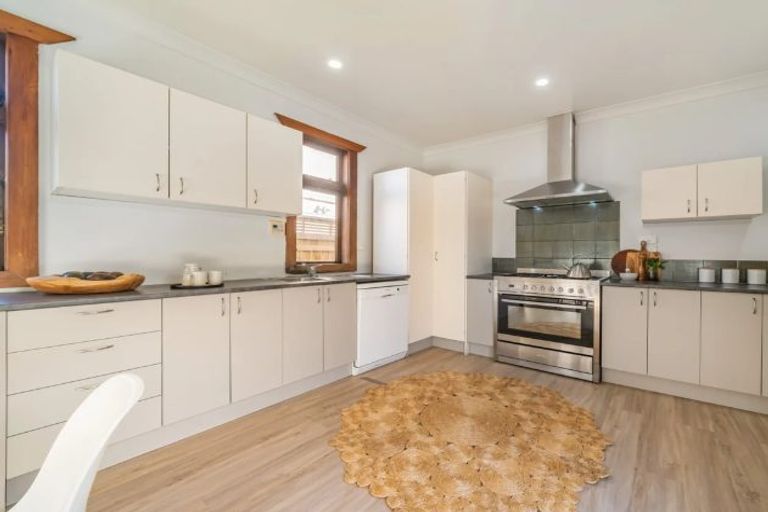 Photo of property in 50 Brook Street, Waterloo, Lower Hutt, 5011