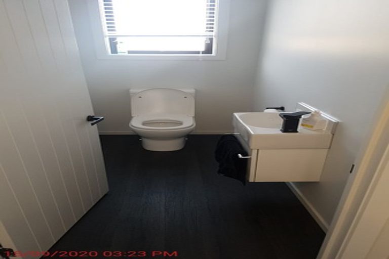 Photo of property in 2 Reuben Avenue, Rolleston, 7615