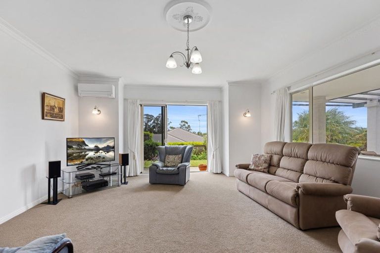 Photo of property in 2 Saint Clements Grove, Bethlehem, Tauranga, 3110