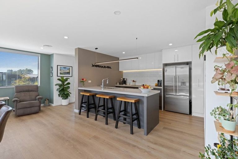 Photo of property in 2 Te Wairewa Street, Pegasus, 7612