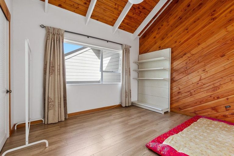 Photo of property in 177 West Harbour Drive, West Harbour, Auckland, 0618