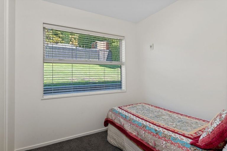 Photo of property in 18 Kenmure Drive, Huntsbury, Christchurch, 8022