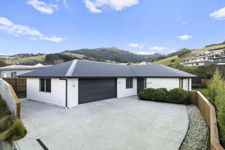 Photo of property in 9 Glendermid Close, Sawyers Bay, Port Chalmers, 9023