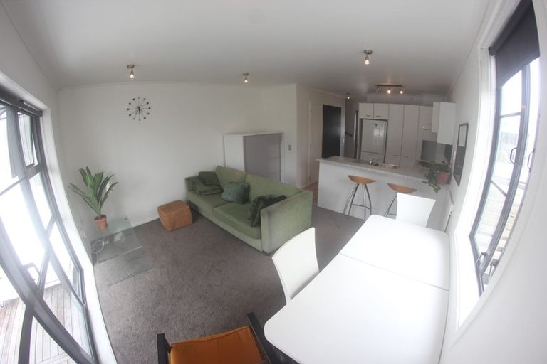 Photo of property in 15/5 Carolina Place, Albany, Auckland, 0632