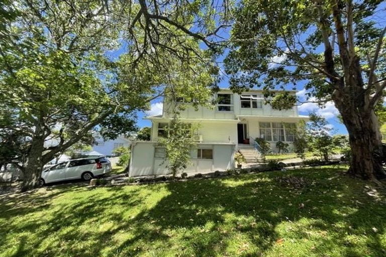 Photo of property in 34 Dellwood Avenue, Henderson, Auckland, 0612