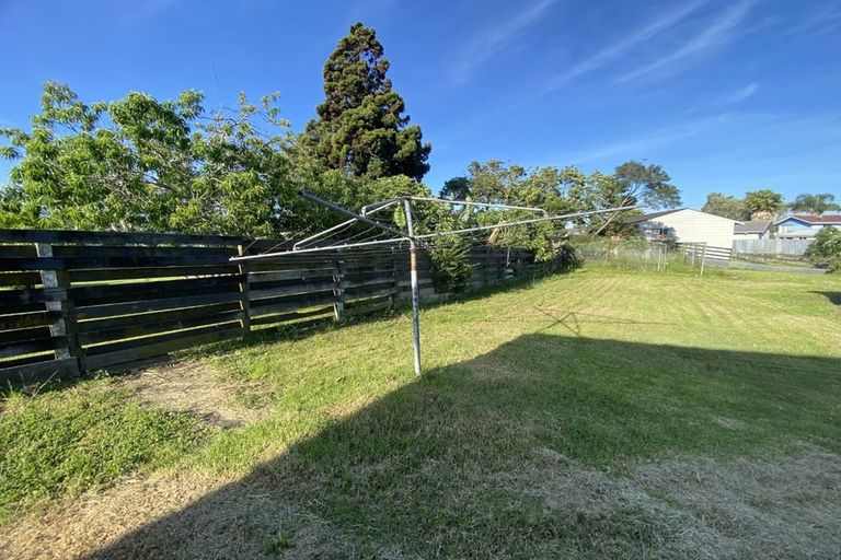 Photo of property in 18 Geoffrey Place, Mangere East, Auckland, 2024