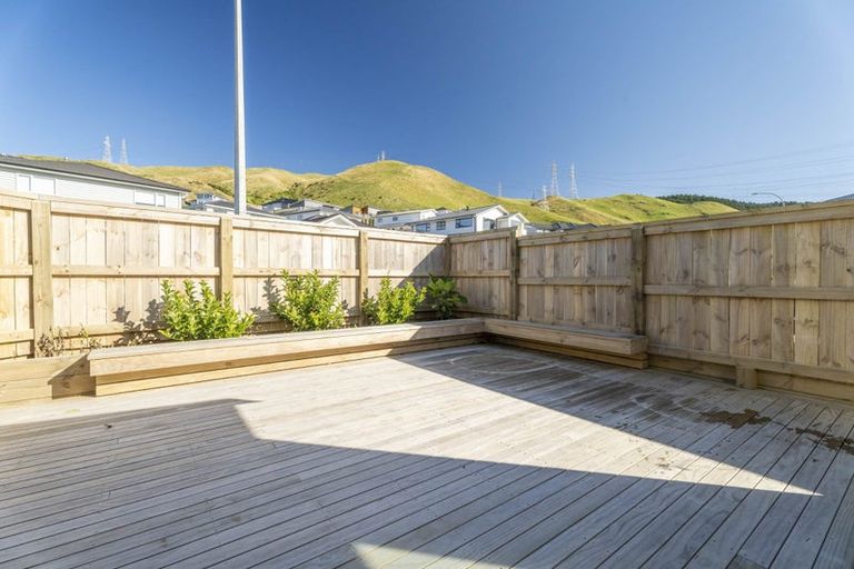 Photo of property in 165 Amesbury Drive, Churton Park, Wellington, 6037