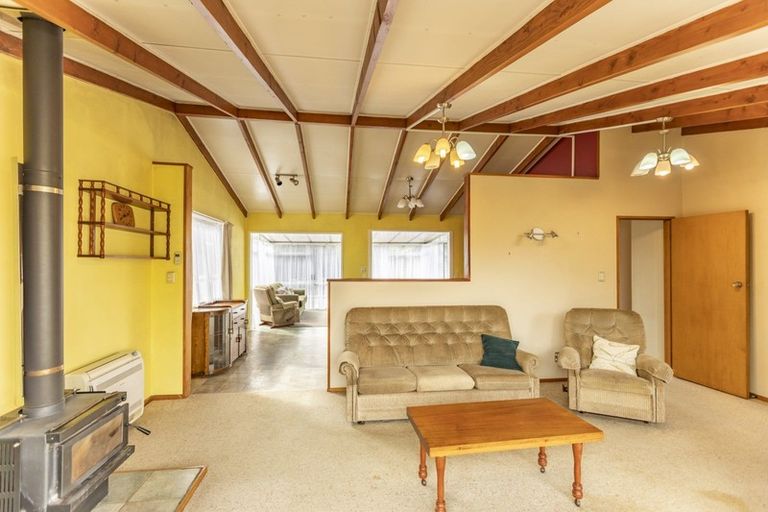 Photo of property in 12 Coventry Avenue, Tamatea, Napier, 4112