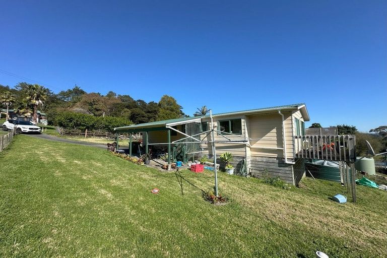 Photo of property in 451 Paremoremo Road, Paremoremo, Auckland, 0632