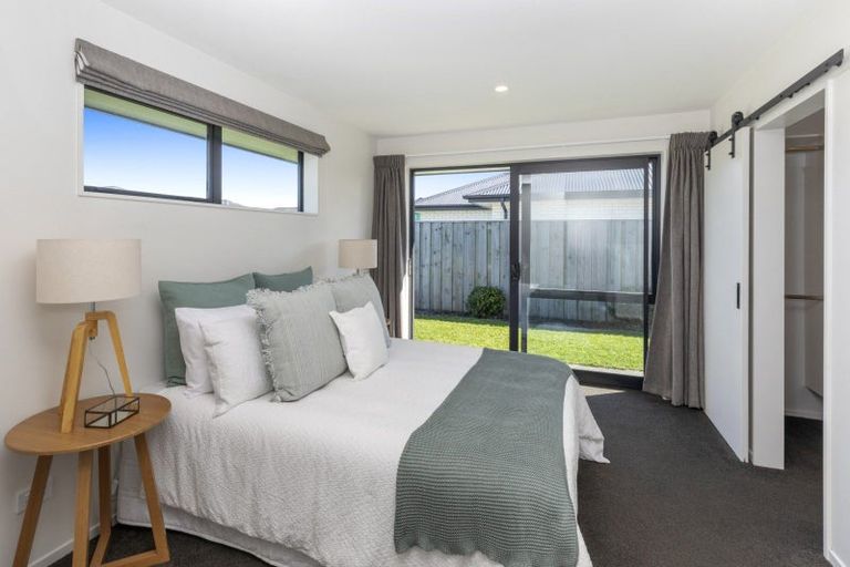 Photo of property in 66 Broadway Parade, Rolleston, 7615