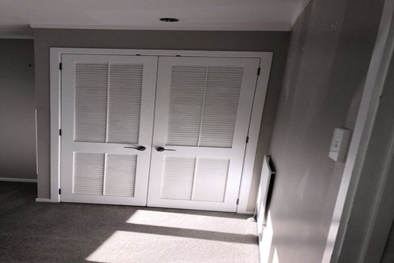 Photo of property in 1/51 Deep Creek Road, Waiake, Auckland, 0630