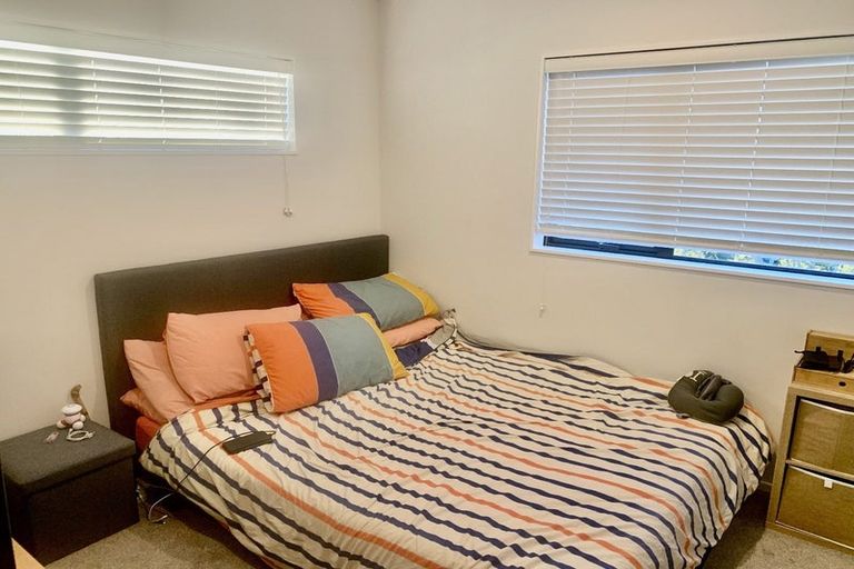 Photo of property in 45c Seon Place, Birkdale, Auckland, 0626