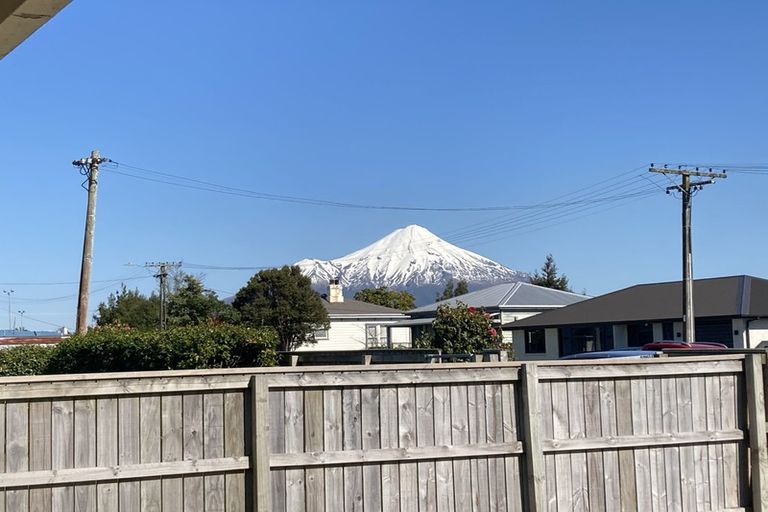 Photo of property in 17 Rosalind Street, Stratford, 4332