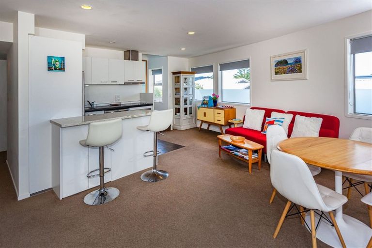 Photo of property in 306 Ocean Road, Whangamata, 3620