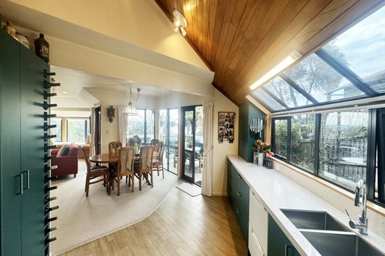 Photo of property in 19a Rangatira Road, Birkdale, Auckland, 0626