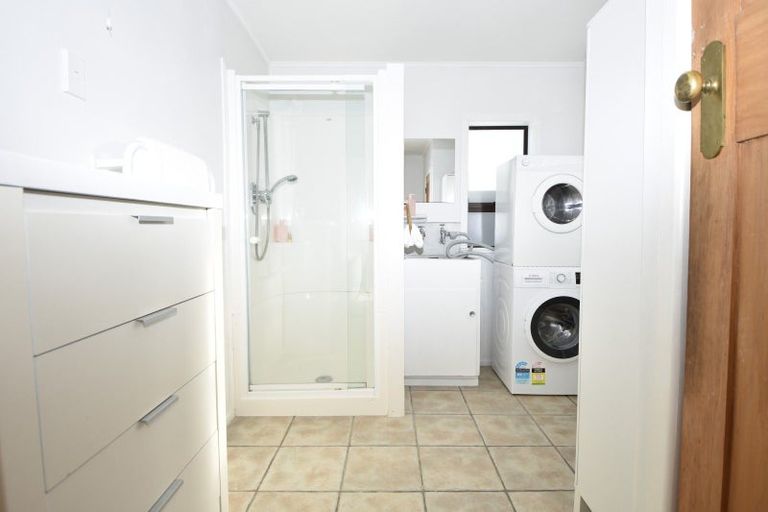 Photo of property in 17 Wakelin Street, Carterton, 5713
