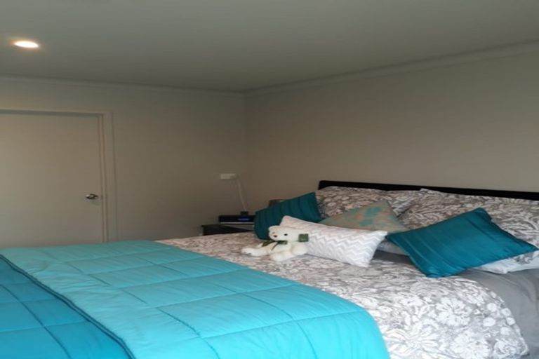 Photo of property in 9b Sandspit Road, Waiuku, 2123