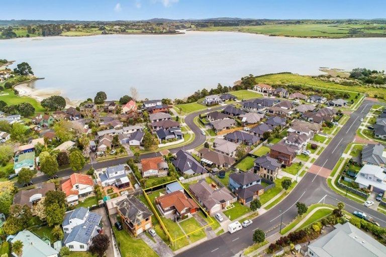 Photo of property in 34 Hadley Wood Drive, Wattle Downs, Auckland, 2103