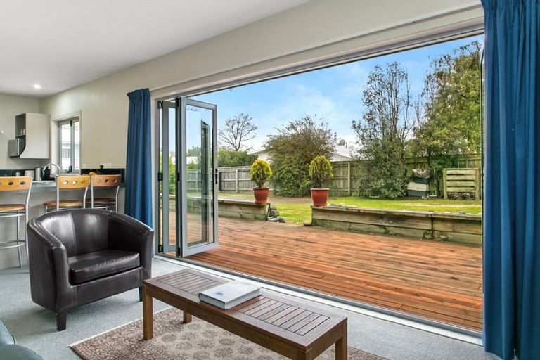 Photo of property in 18 Frederick Street, Two Mile Bay, Taupo, 3330