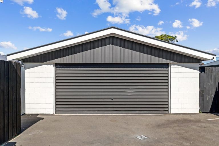 Photo of property in 167 Queenspark Drive, Parklands, Christchurch, 8083