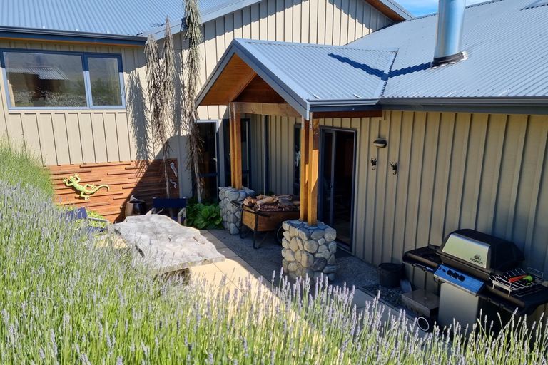 Photo of property in 19 D'archiac Drive, Lake Tekapo, 7999