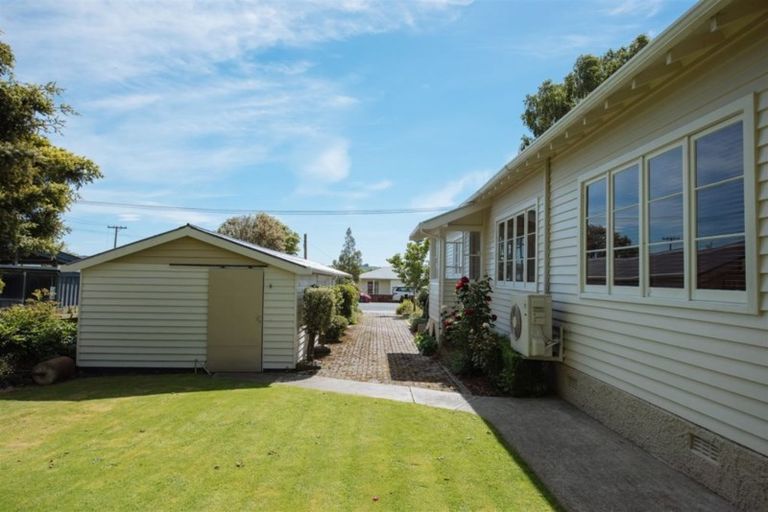 Photo of property in 16 Naish Street, Balclutha, 9230