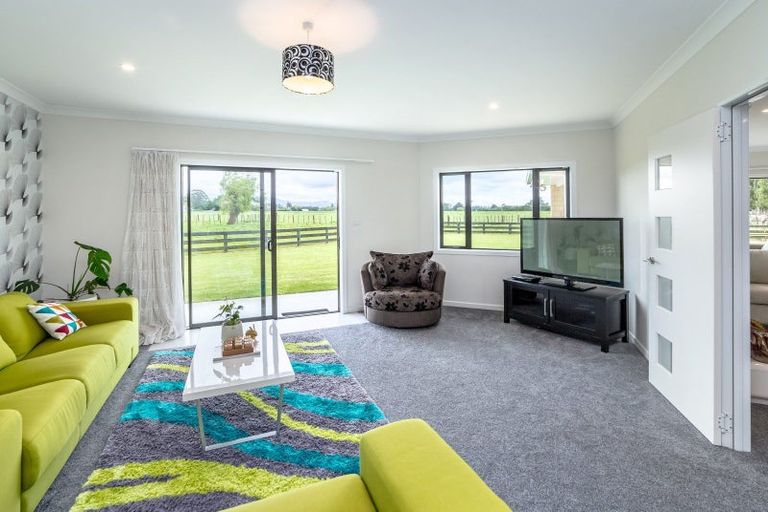 Photo of property in 2/53 Jellicoe Street, Greytown, 5712