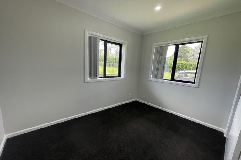 Photo of property in 45 Nixon Road, Taupaki, 0782