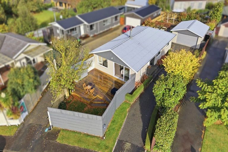 Photo of property in 11 Lacy Gate Place, Woodend, 7610
