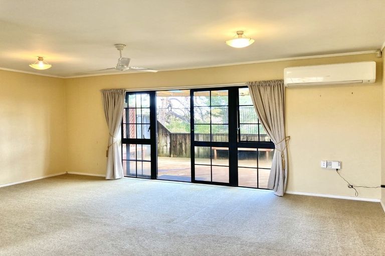 Photo of property in 2/76 Frank Nobilo Drive, Golflands, Auckland, 2013