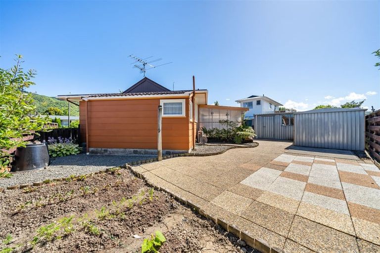 Photo of property in 74 California Drive, Totara Park, Upper Hutt, 5018
