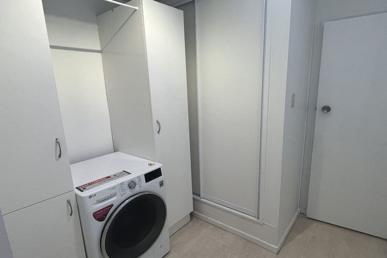 Photo of property in 9/160 Ruahine Street, Roslyn, Palmerston North, 4414