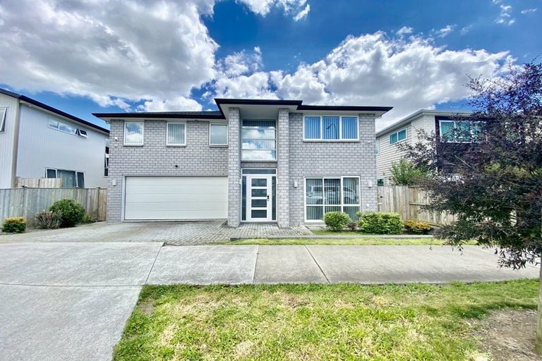 Photo of property in 70 Donegal Park Drive, Flat Bush, Auckland, 2019