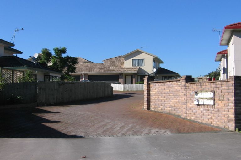 Photo of property in 10/30 Roanoke Way, Albany, Auckland, 0632
