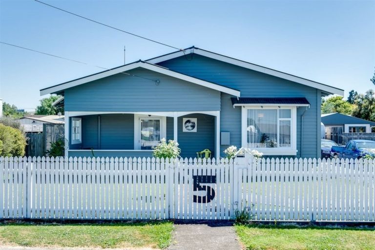 Photo of property in 5 Francis Drake Street, Waipukurau, 4200