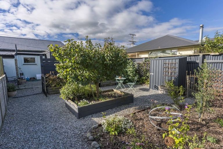 Photo of property in 7 Moore Street, Milton, 9220
