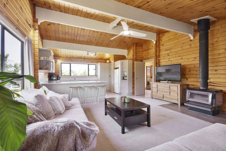 Photo of property in 20 Pears Road, Sefton, Rangiora, 7477