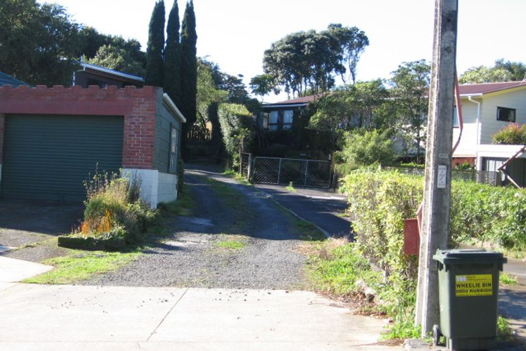 Photo of property in 15a Hammond Avenue, Hatfields Beach, Orewa, 0931