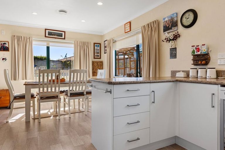 Photo of property in 48 Taupata Place, Kaitaia, 0410