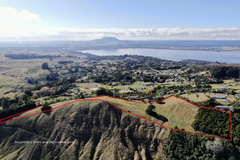 Photo of property in 104 Highland Drive, Acacia Bay, Taupo, 3385