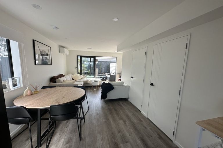 Photo of property in 6/5 Hikurangi Street, Te Atatu Peninsula, Auckland, 0610