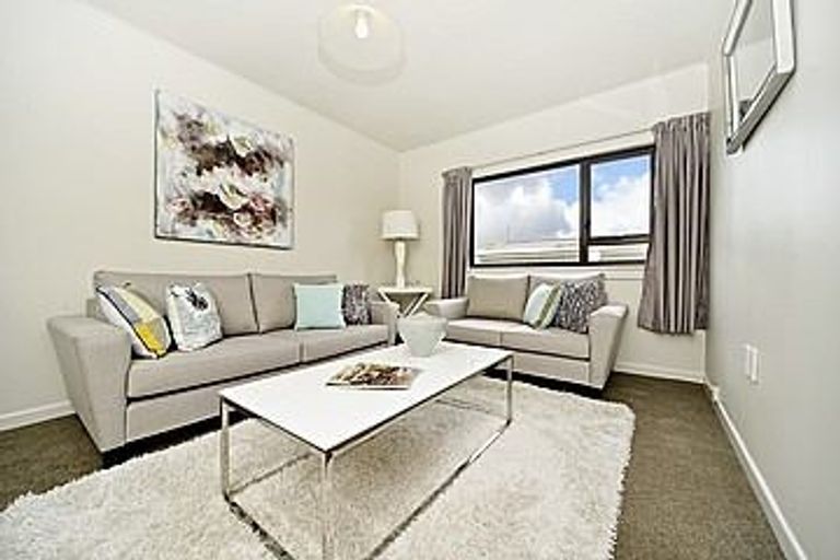 Photo of property in 51 Marne Road, Papakura, 2110