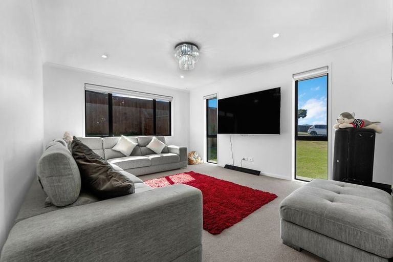 Photo of property in 11 Flannery Road, Pokeno, 2402