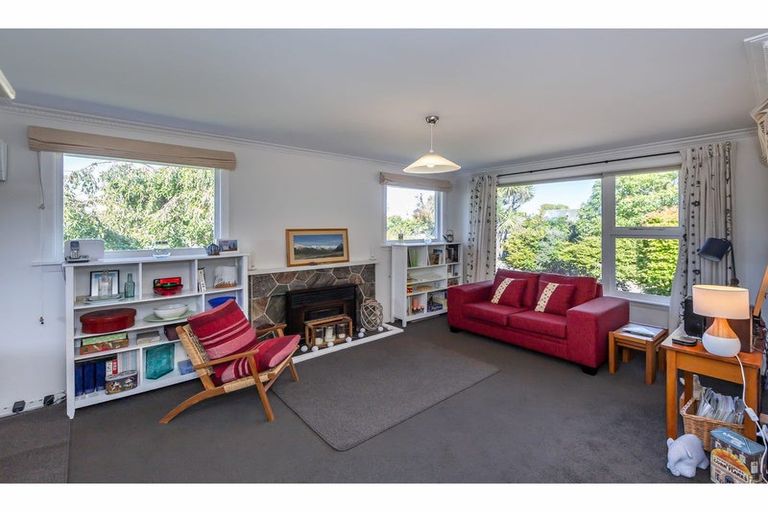 Photo of property in 12 Geddis Street, Rangiora, 7400