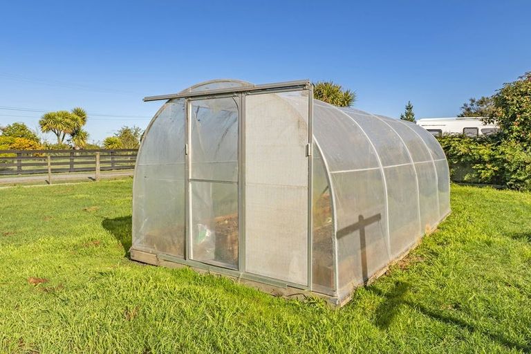 Photo of property in 112 Irvines Road, Dunsandel, Leeston, 7682